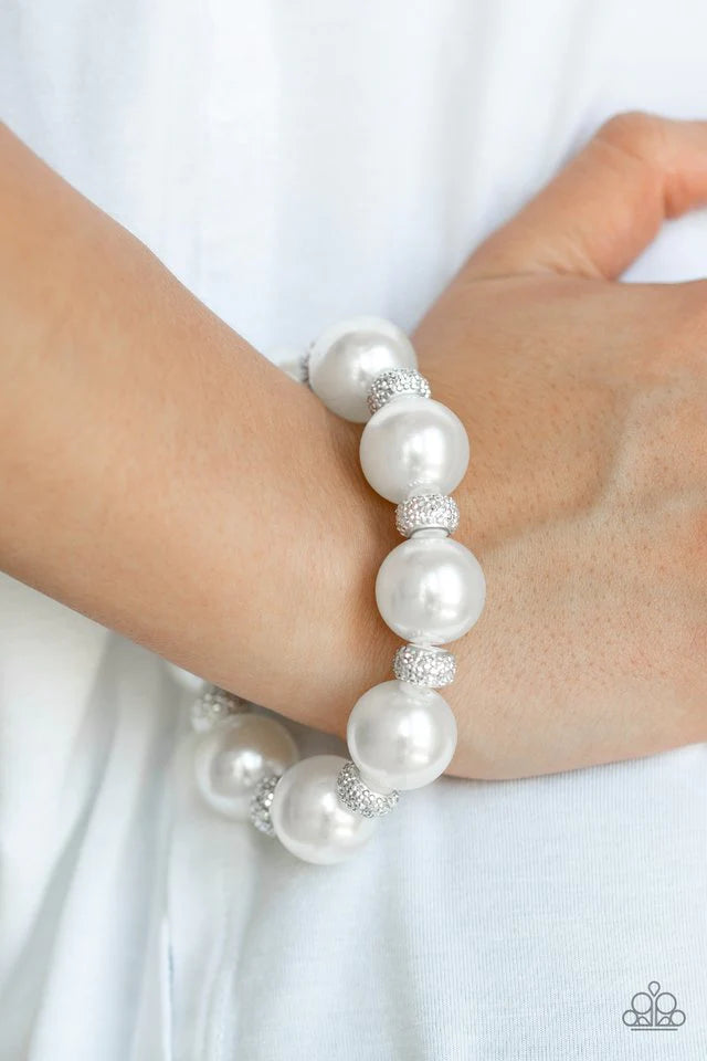 Extra Elegant - White